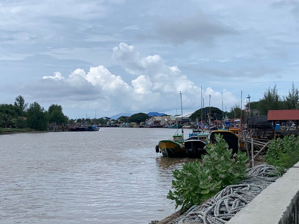 GAMPONG LAMPULO BERADA DIPINGGIRAN SUNGAI YANG BERPOTENSI MENJADI SUMBER MATA PENCAHARIAN MASYARAKAT